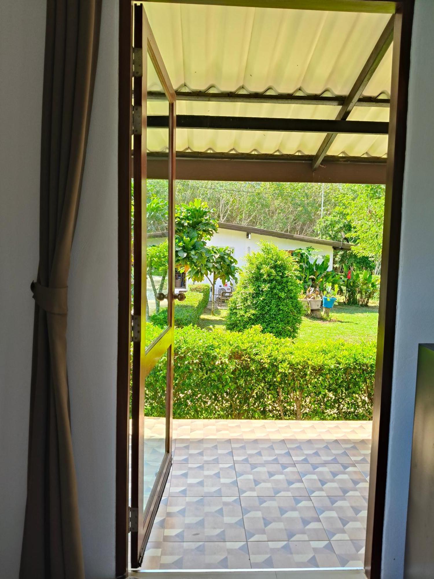 The Lodge At Koh Kood Ko Kut Exterior photo