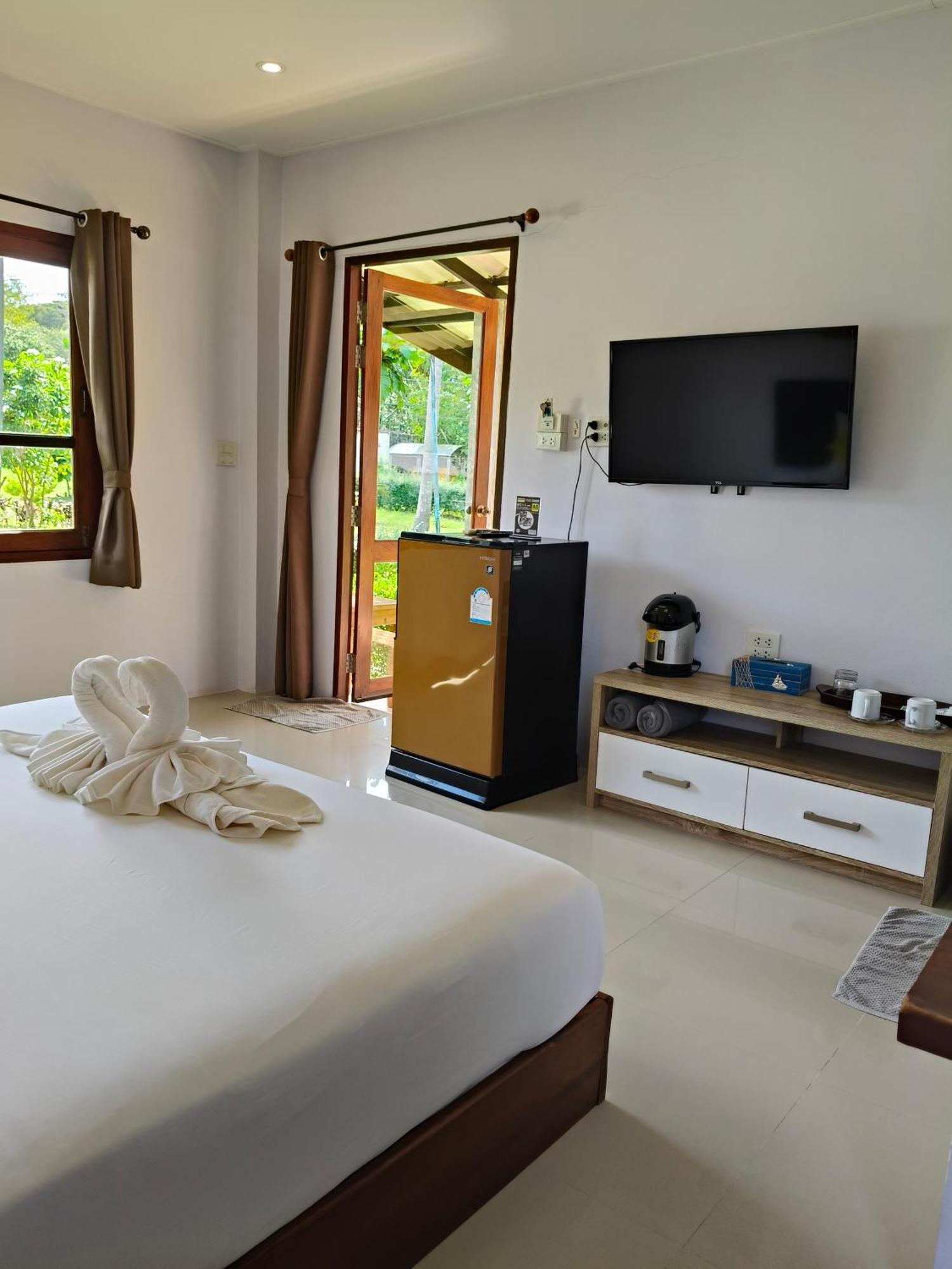 The Lodge At Koh Kood Ko Kut Exterior photo